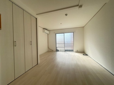 【洋室】 | プレザント総持寺