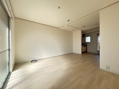 【居間・リビング】 | プレザント総持寺