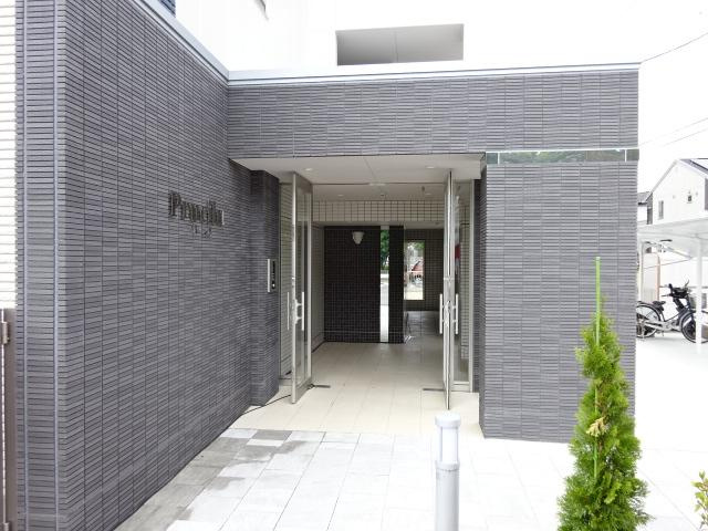 【エントランス】 | Prucilu（プルーシル） | 外観写真（昼）