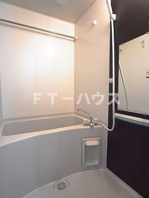 リブリ・メープルの浴室