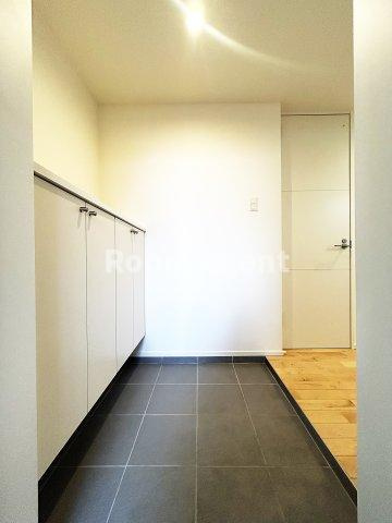 ＣＯＺＹ大曽根の玄関