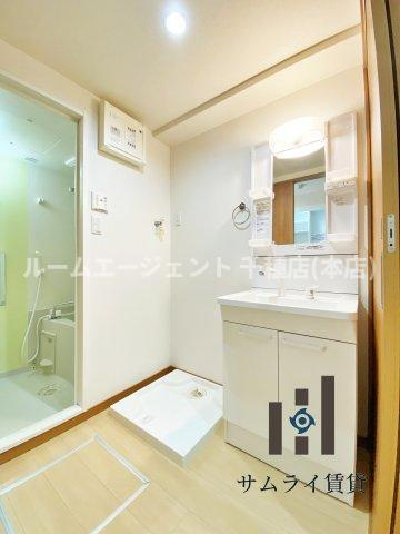 ワイズタワー新栄の洗面所