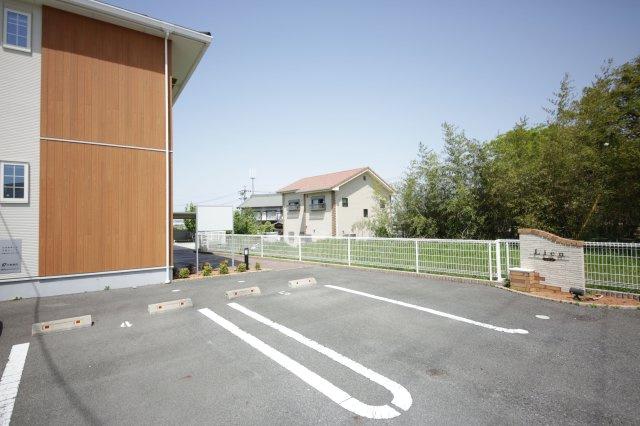 リアンの駐車場