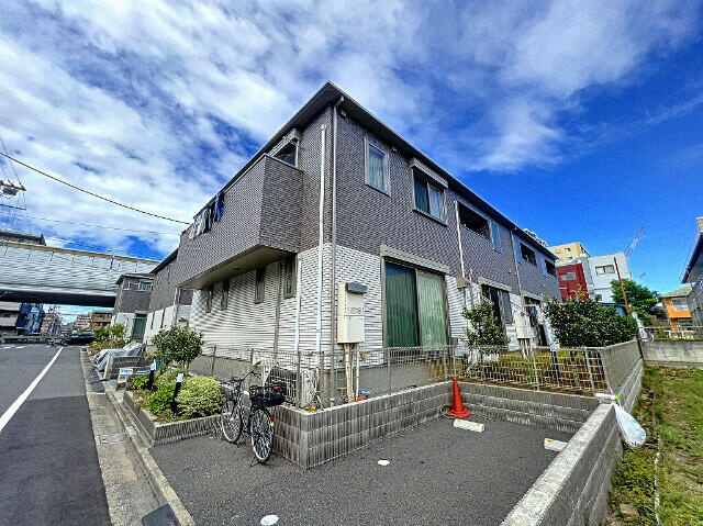 プラントグラスⅢの外観