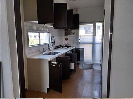 ビューハイツ鈴が峰6号棟のキッチン