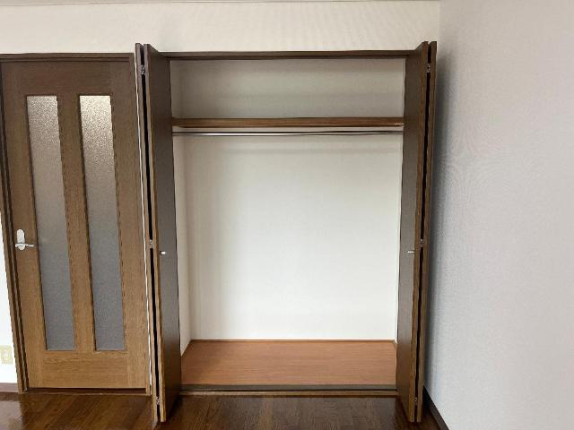 ルミナス・ナカヤの収納|クローゼット