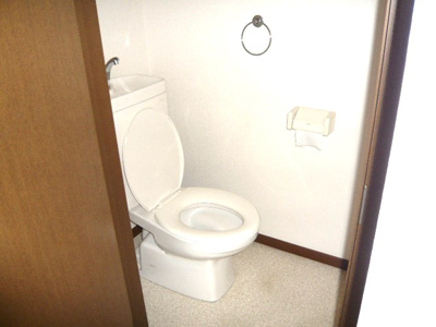 【トイレ】 | ウチダハイツＣ | ※反転タイプ・写真は202号室使用