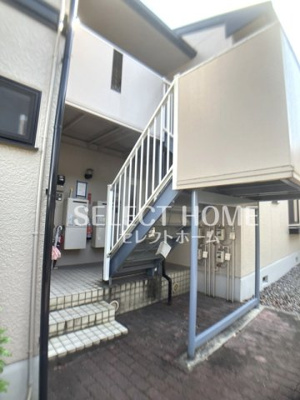 【エントランス】 | ドミール・シバタ　Ｃ棟 | 毎日通るエントランスはこのようになっています