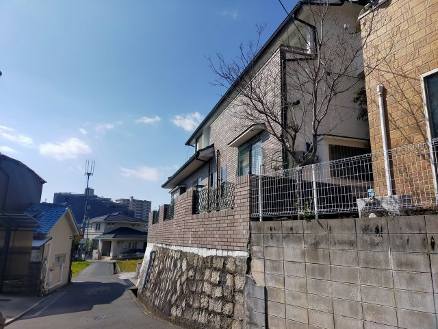 【前面道路含む現地写真】