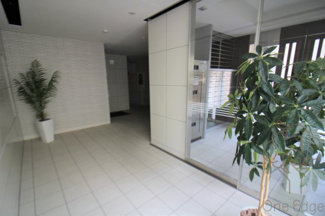 【ロビー】 | AULII Osaka