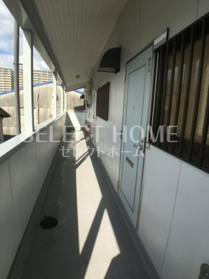 【エントランス】 | 成瀬ハイツⅢ | エントランスです