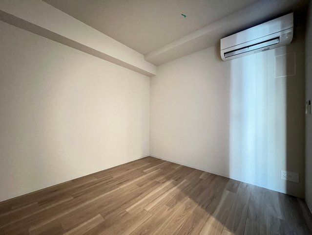 アーバネックス南新町の洋室