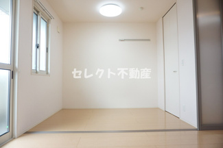 【寝室】 | ルルディ | 【ルルディ】205 洋室