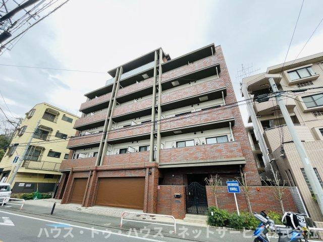 ロイヤルグレース道の外観