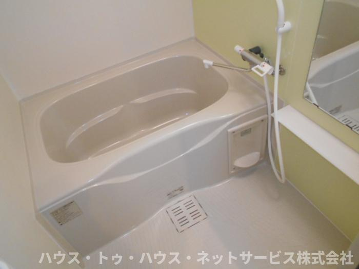 ロイヤルグレース道の浴室