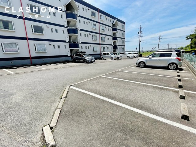 衣浦マンション　B棟　　刈谷市の賃貸ならクラスホーム刈谷店の駐車場