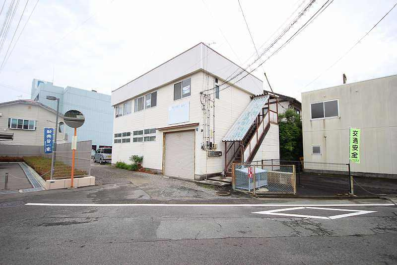 川原貸事務所の外観