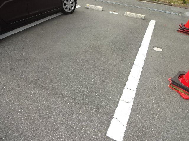 セジュールアカネ　A棟の駐車場