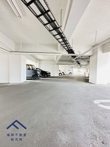 大橋バーデンハイツの駐車場