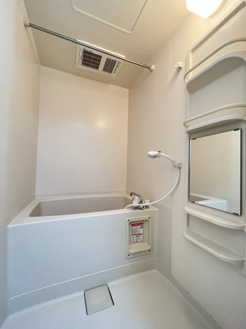【浴室】 | フォーエス保田窪 | 別部屋の写真の為現況優先とさせて頂きます。