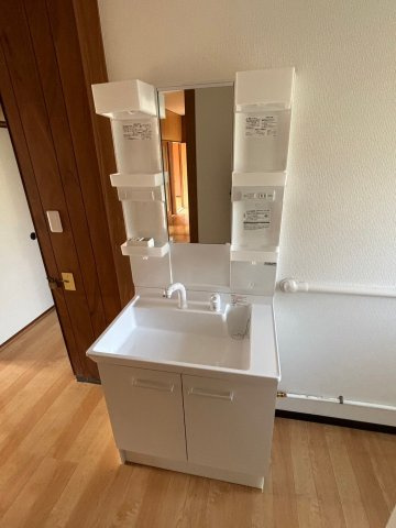 倉永貸家Tの独立洗面台