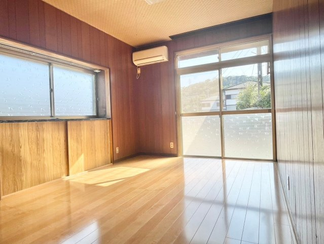 倉永貸家Tの居間・リビング