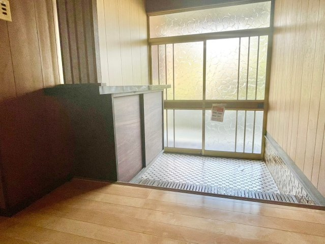 倉永貸家Tの玄関