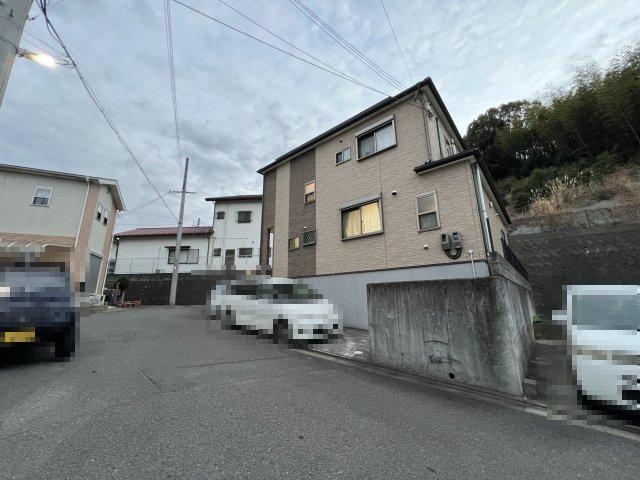 海南市大野中・中古戸建・114548の前面道路含む現地写真