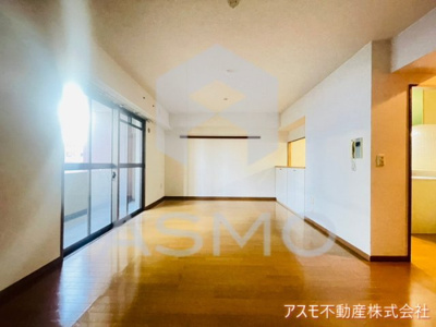 【居間・リビング】 | ジュオン城東 | ※同物件　別間取り　参考写真