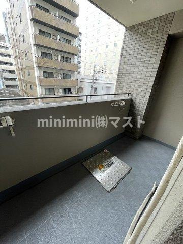シャルマンフジリッツ本町のバルコニー