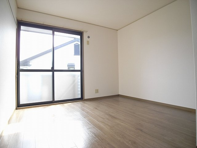 【洋室】 | 田中ハイツC棟 | 6.2帖