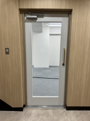 【玄関】 | ＢＥＡＲＥ元町駅前ビル