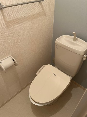 ドゥ ボナール岩船のトイレ