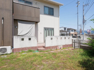 【庭】 | 甲斐市西八幡 平成23年築クレバリーホーム施工の家 3方角地 | 広々としたお庭を自由にご活用ください。