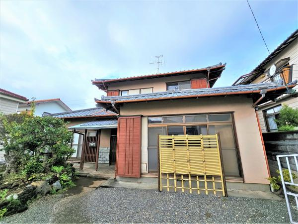 富士市三ツ沢の中古一戸建の外観