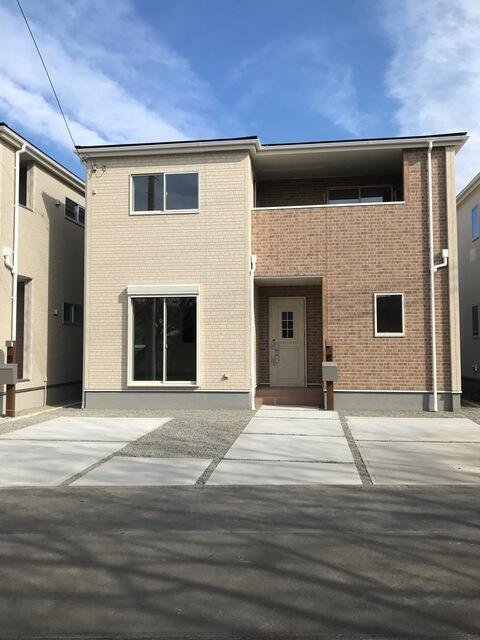 富士市松本の新築一戸建の外観