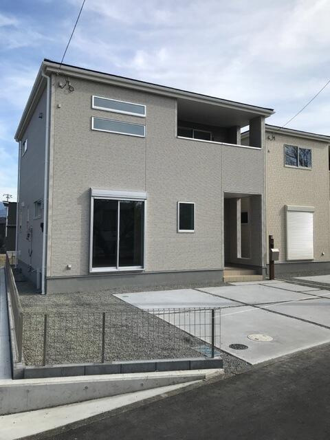 富士市松本の新築一戸建の外観