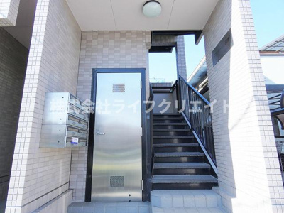 【エントランス】 | ブランルージュ日野