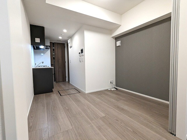 Urbanex KURAMAE RESIDENCEの設備|インターネット無料、床暖房、照明付き、床下収納付きです