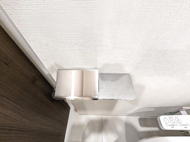 Urbanex KURAMAE RESIDENCEの設備|スマホホルダー付温水洗浄便座です
