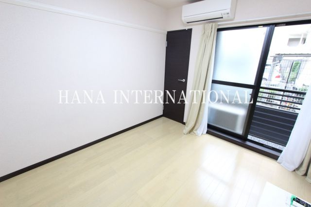 レオネクストすみれの洋室