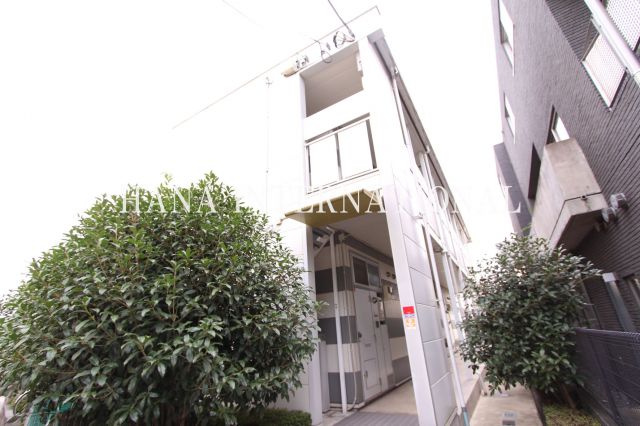 レオパレスシャロームの外観