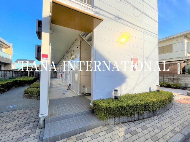 レオパレススティジミハルのエントランス