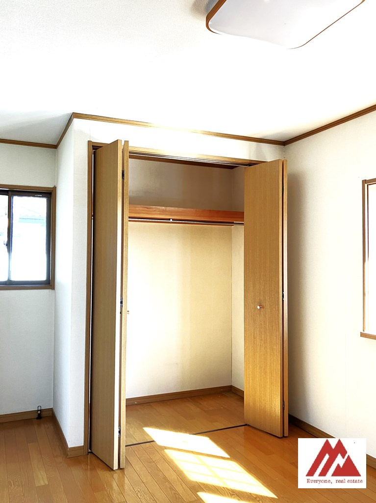 小郡市三国ヶ丘3丁目　中古戸建の収納