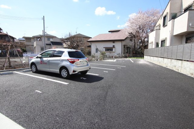敷地内駐車場(空き要確認)
