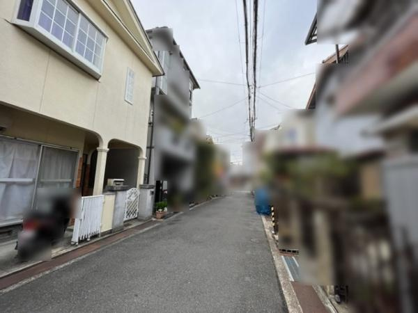 【前面道路含む現地写真】