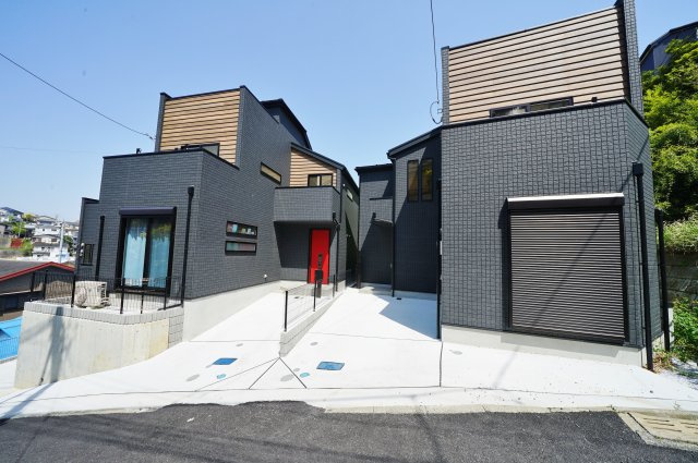 【保土ケ谷区鎌谷町30全３棟新築戸建てC号棟】★仲介手数料無料★（宮ヶ谷小学校・宮田中学校）の外観