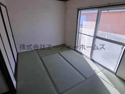 【和室】 | リバーサイドタウンB | 柔らかい畳が心地よい和室