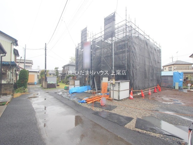 蓮田市御前橋　23-1期　新築一戸建て　リナージュ　02の前面道路含む現地写真