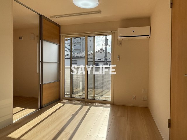 アジーロコートの居間・リビング